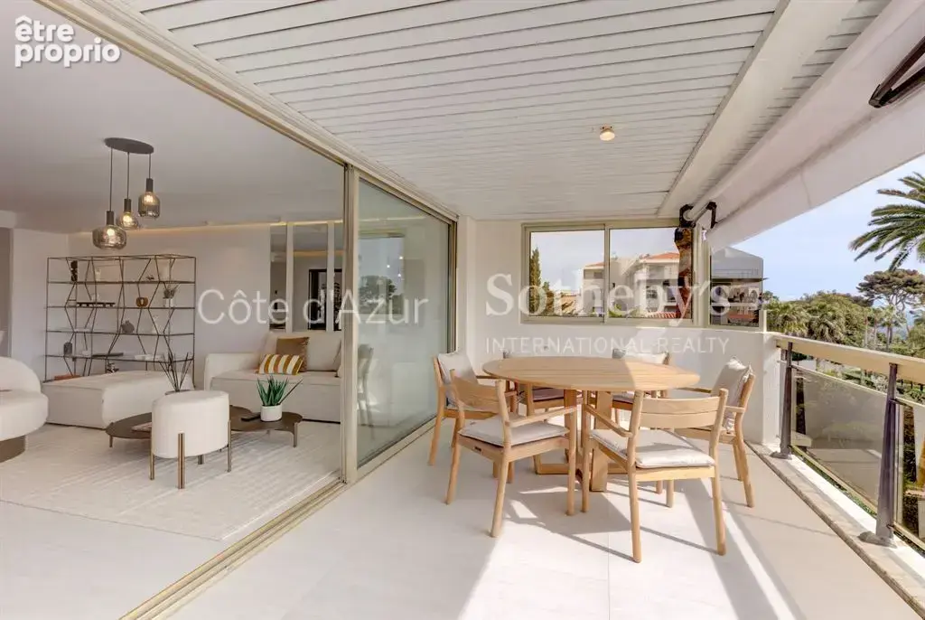 Appartement 4 pièces rénové avec vue mer et terrasse – Palm Beach Cannes - photo 4