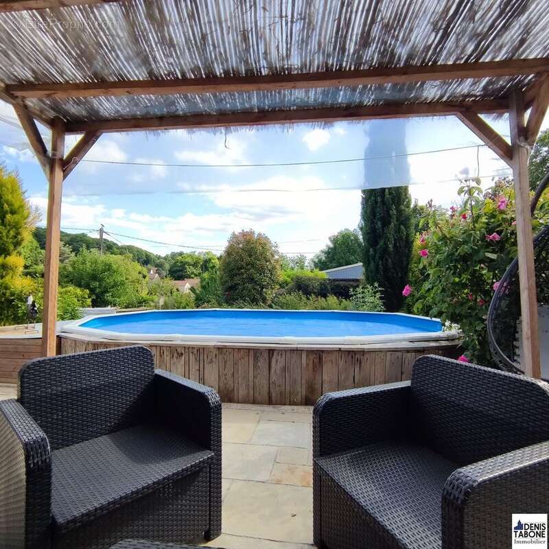 Maison à MONTLIGNON