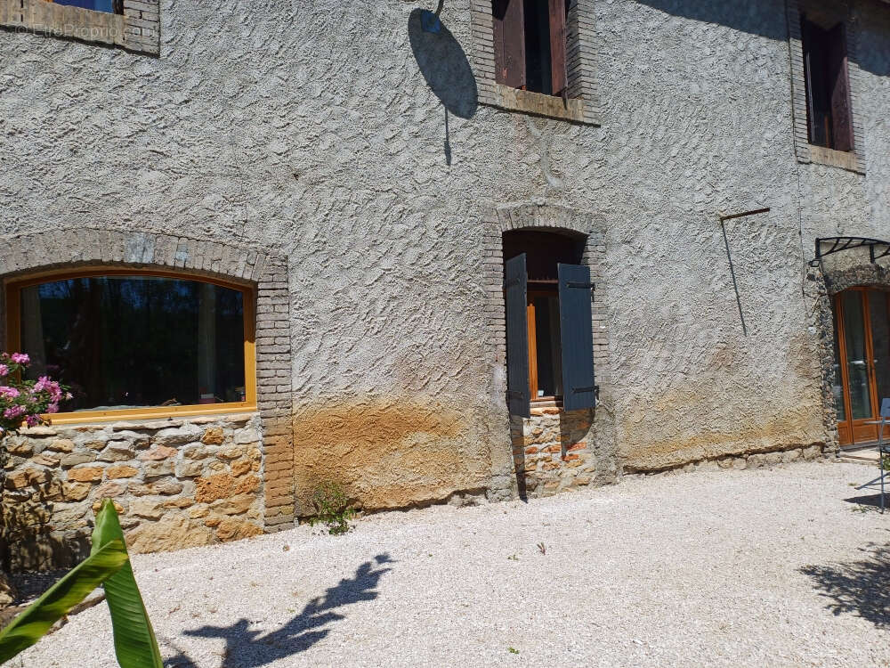 Maison à LARROQUE-TOIRAC