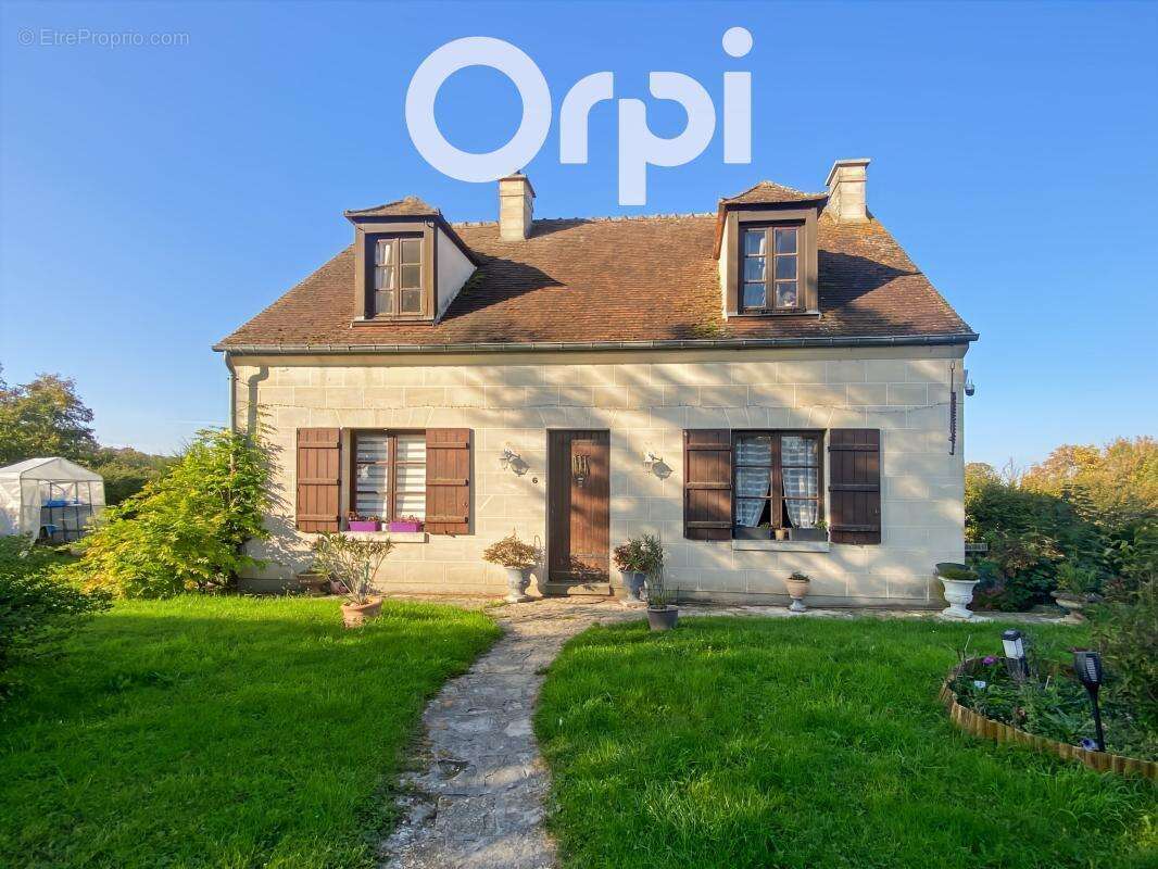 Maison à LACHELLE