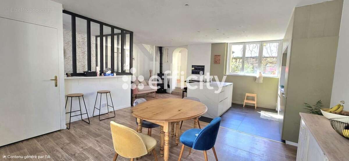 Maison à VILLEFRANCHE-SUR-SAONE