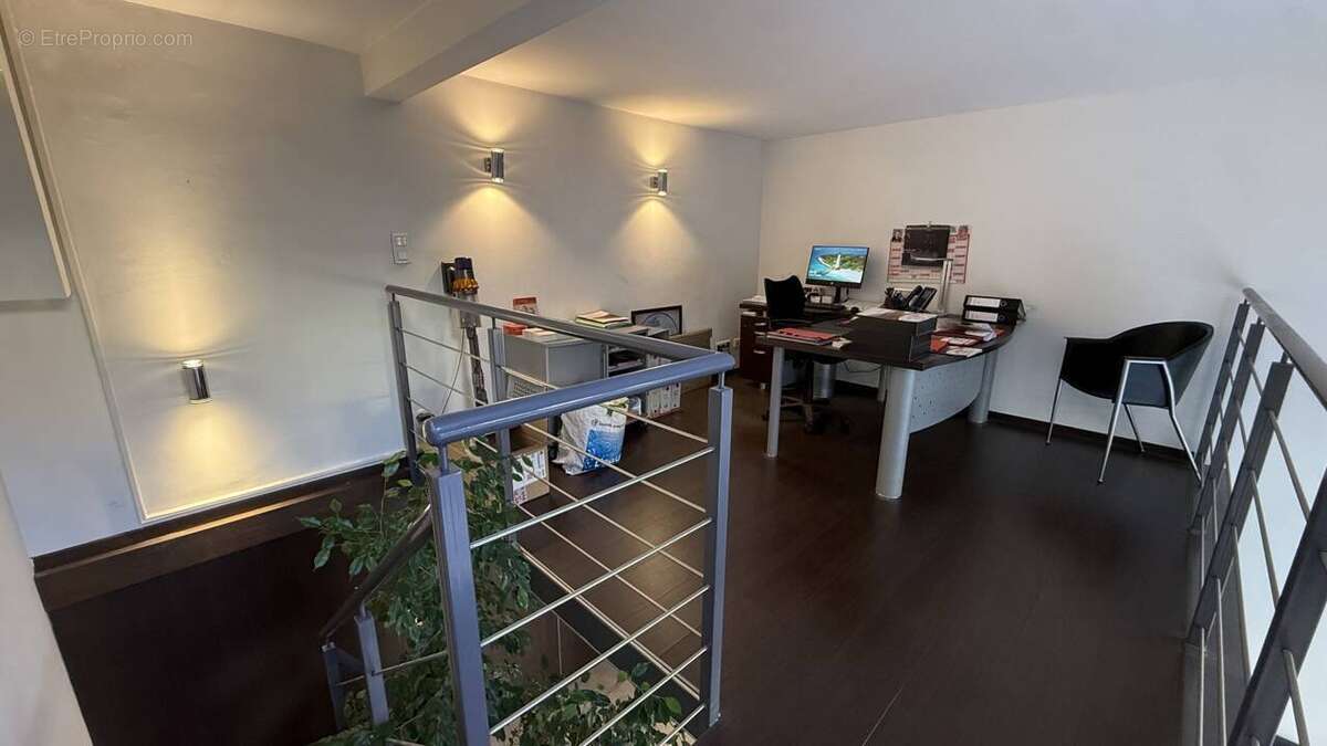 Autre à SAINT-RAPHAEL