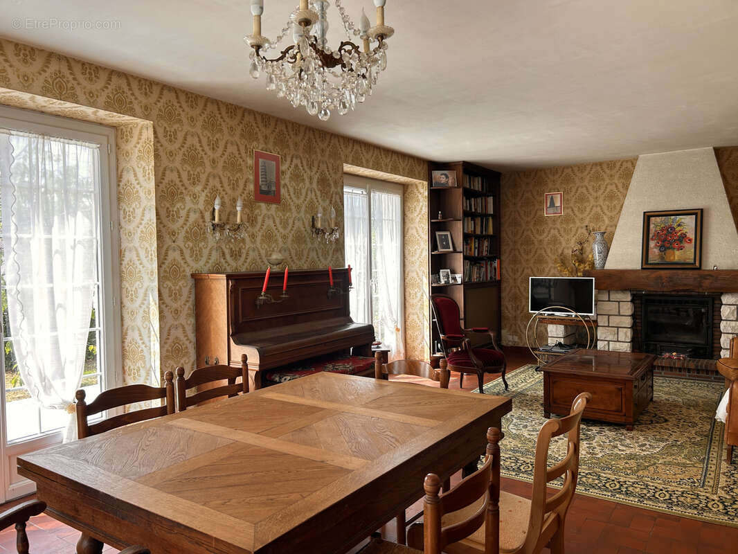 Maison à LE PECHEREAU