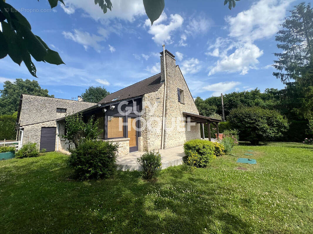 Maison à FONTAINEBLEAU