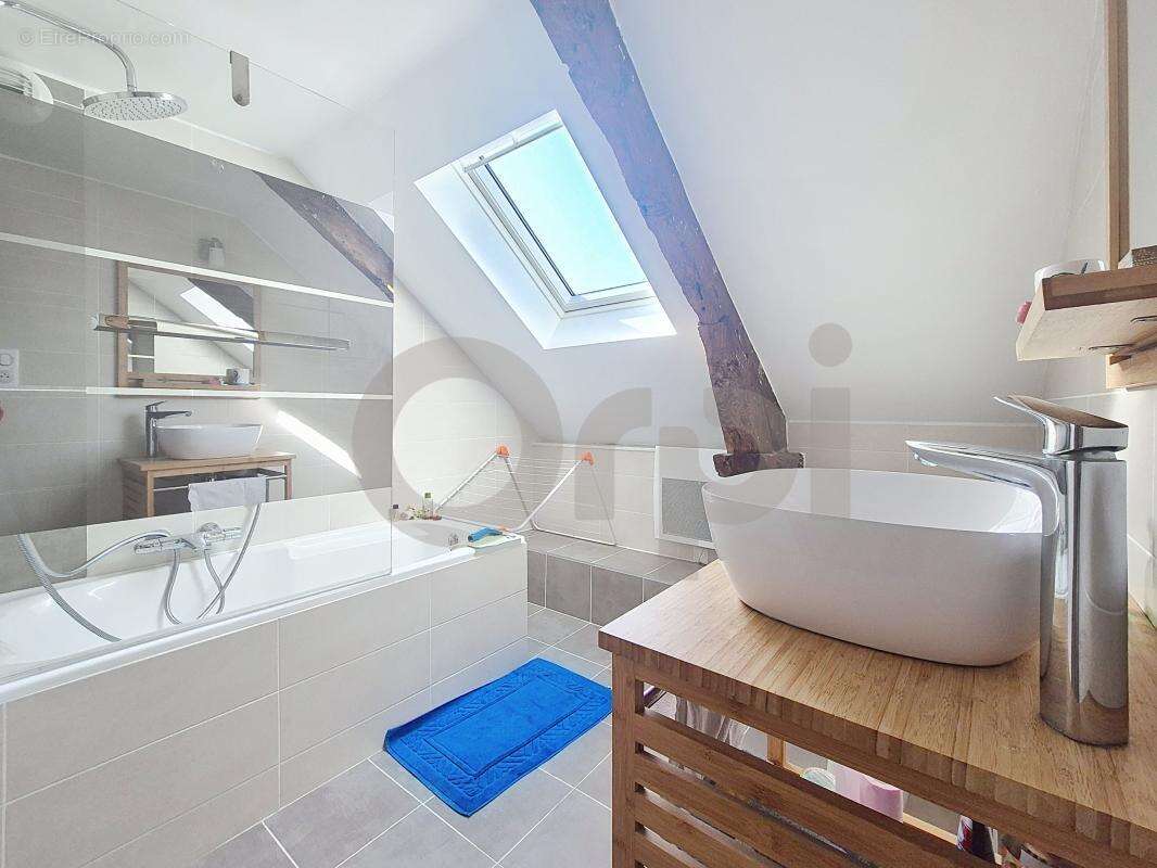 Terrasson-Lavilledieu (24) : maison en pierre 5 chambres avec piscine - photo 13