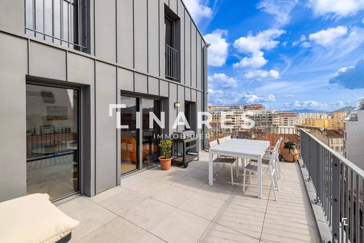 Appartement à MARSEILLE-8E