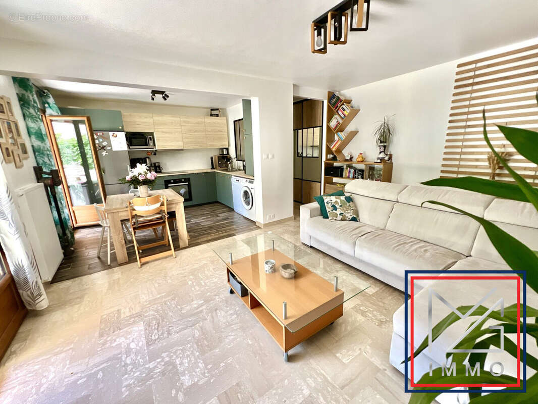 Appartement à OLLIOULES