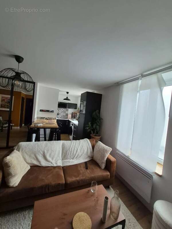 Appartement f2 idéalement situé à quelques pas du centre-ville - photo 2