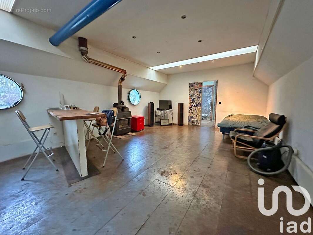 Photo 3 - Maison à SAINT-MAUR-DES-FOSSES