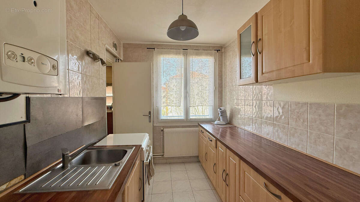 Appartement à LYON-8E