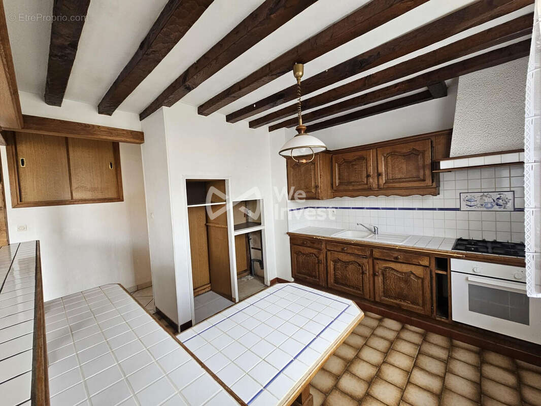 Maison 102 m² à Saint-Pierre-Du-Vauvray  - photo 4