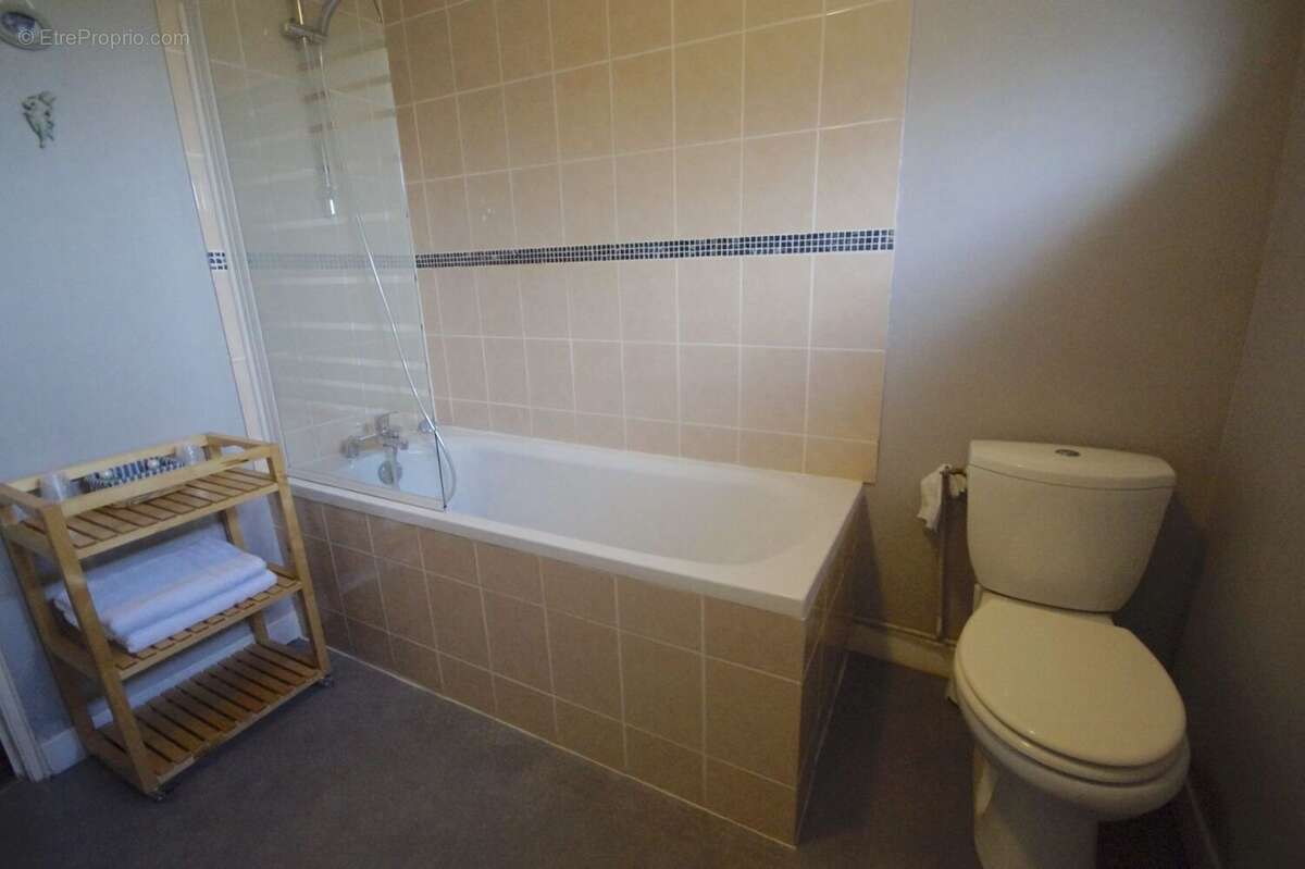 Maison à QUETTREVILLE-SUR-SIENNE