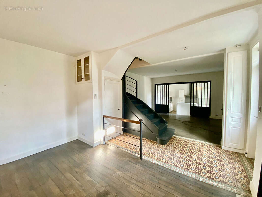 Maison à VILLEFRANCHE-SUR-SAONE