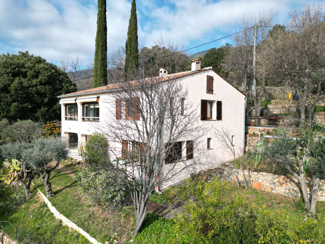 Maison à SEILLANS