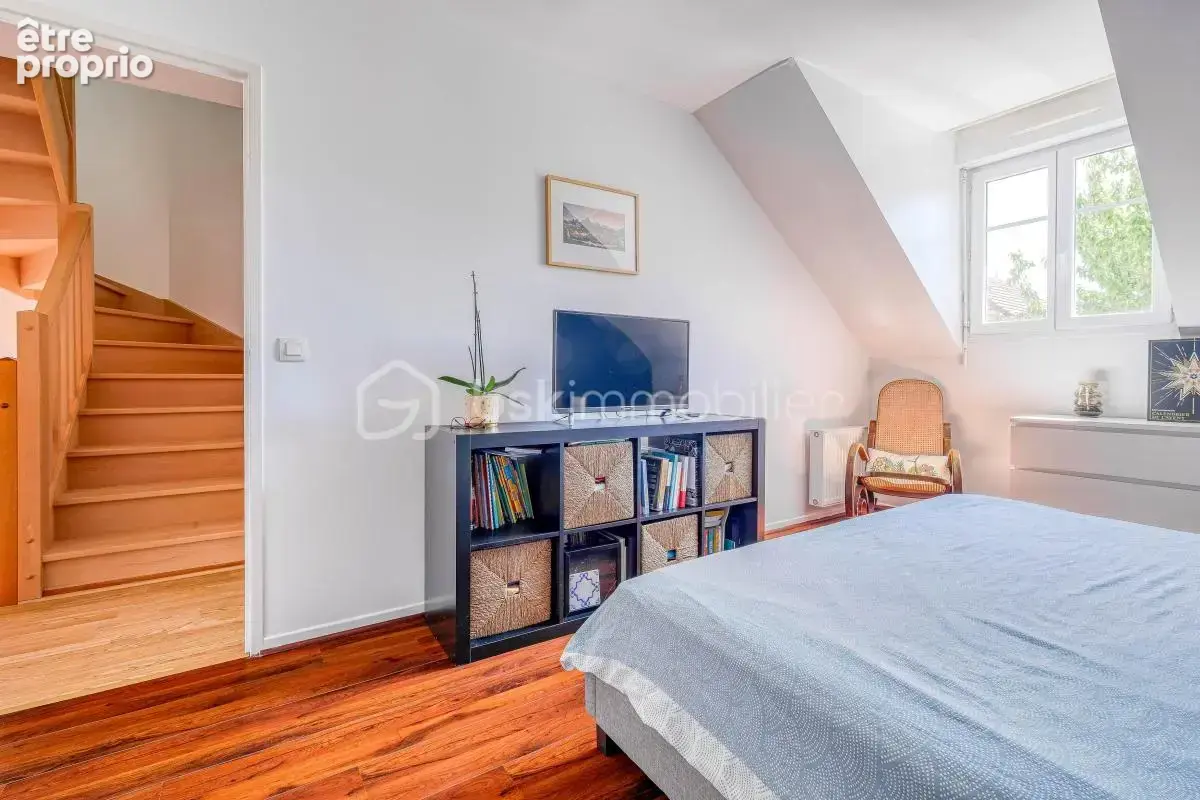 Maison de ville avec combles aménagées - photo 5
