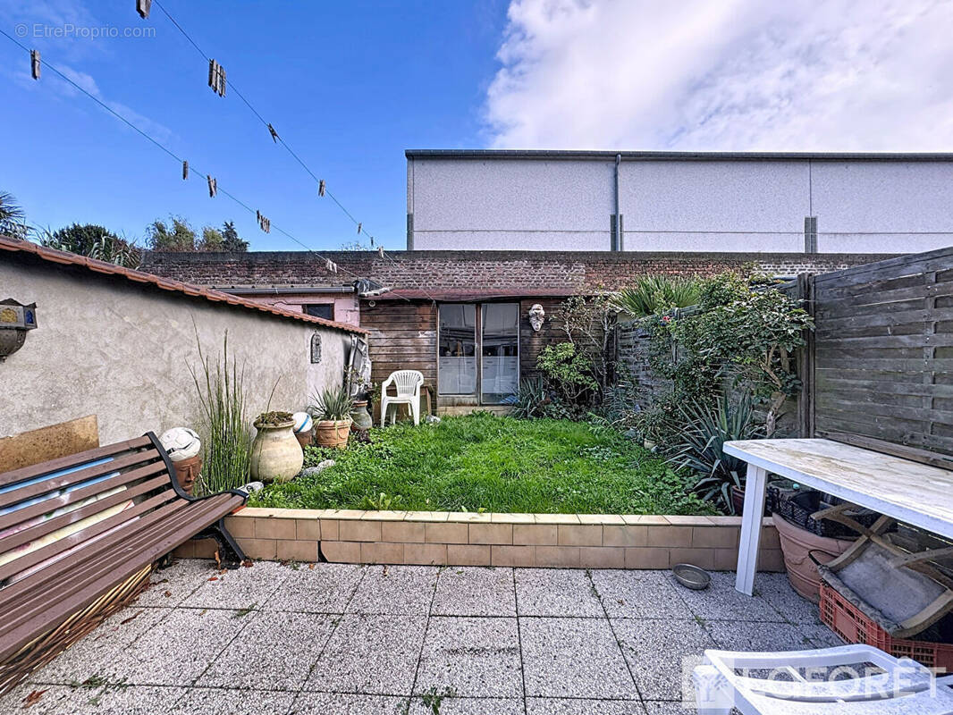 Maison à ARMENTIERES