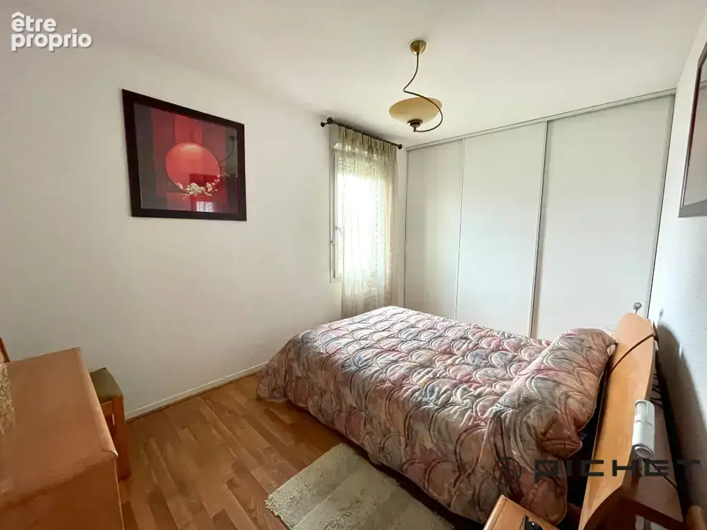 Mermoz -  Appartement  T4 - photo 6