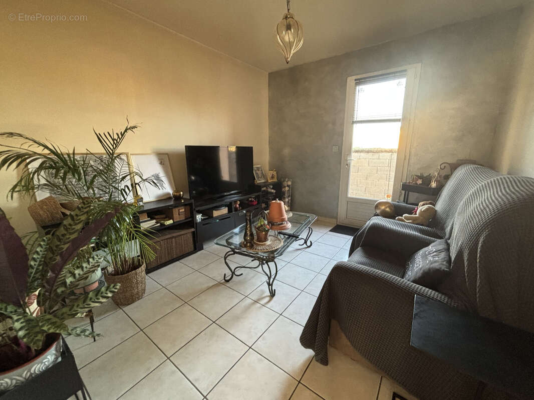 Maison à BELLEGARDE