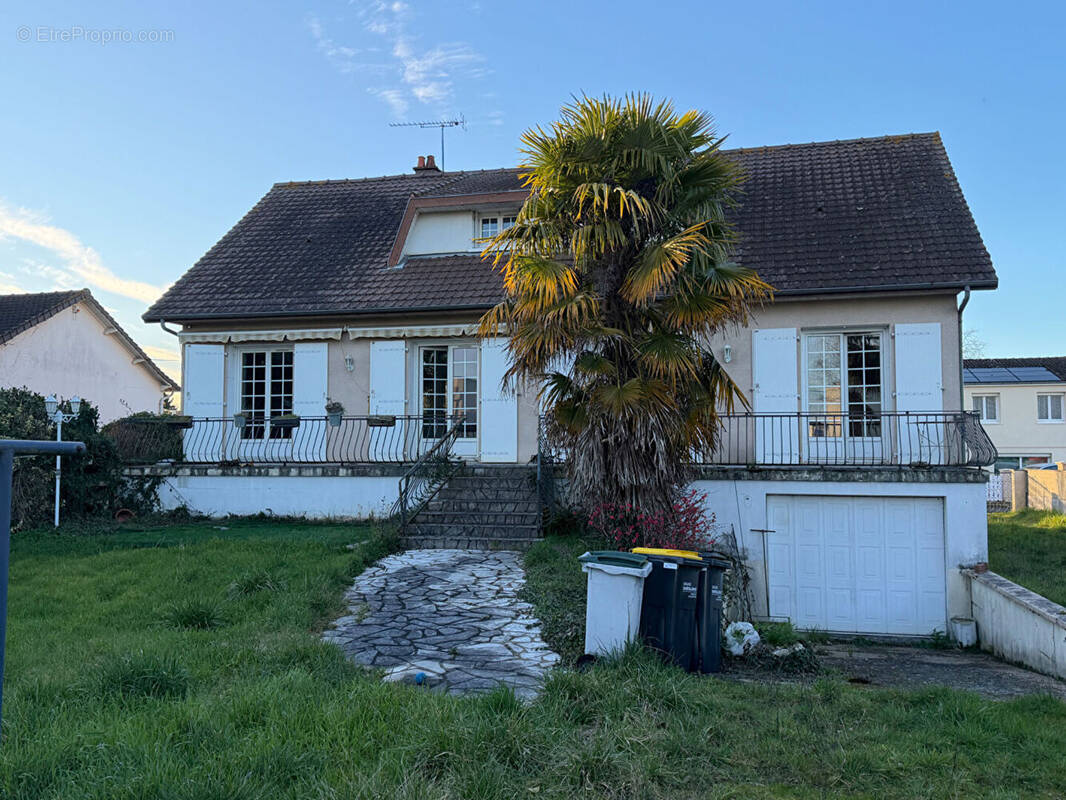 Maison à NAINTRE