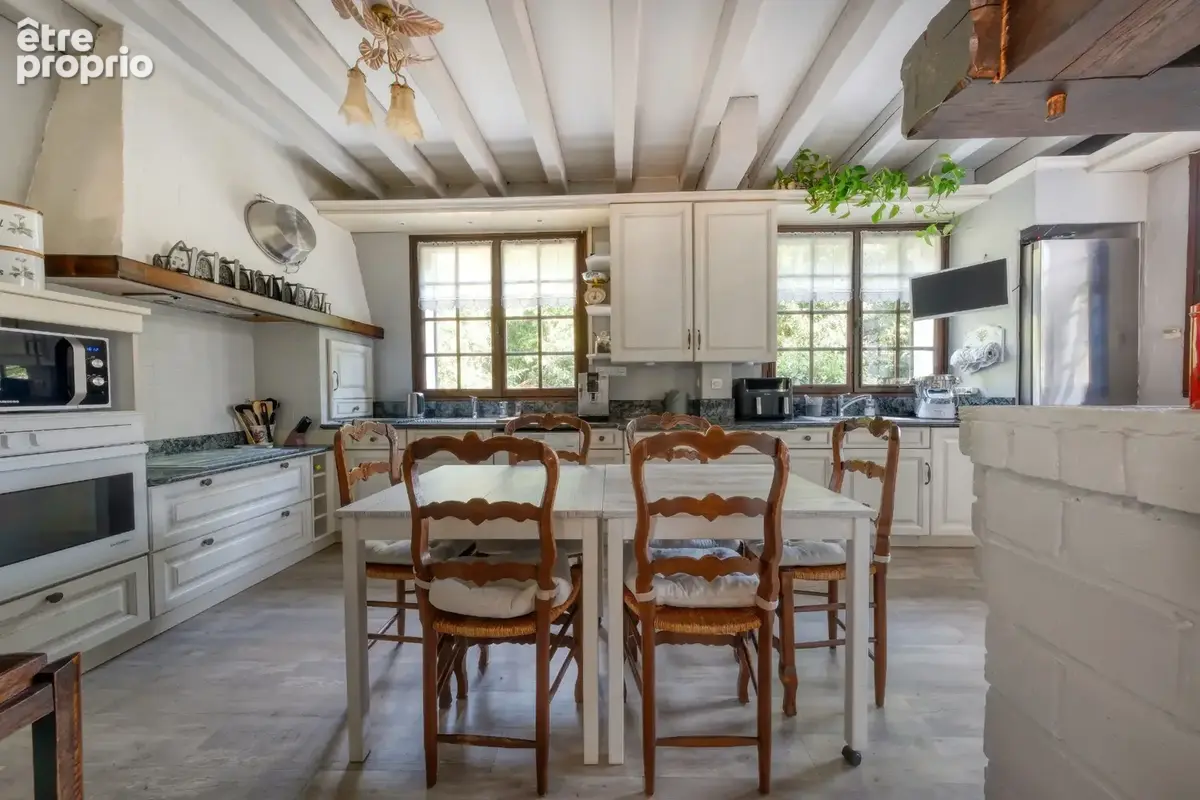 Maison à vendre 8 pièces Coeur de village VILLIERS SAINT FREDERIC - photo 8