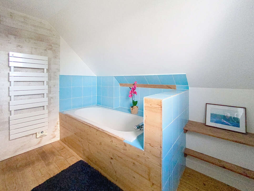 Maison à SAINT-JEAN-DES-CHAMPS