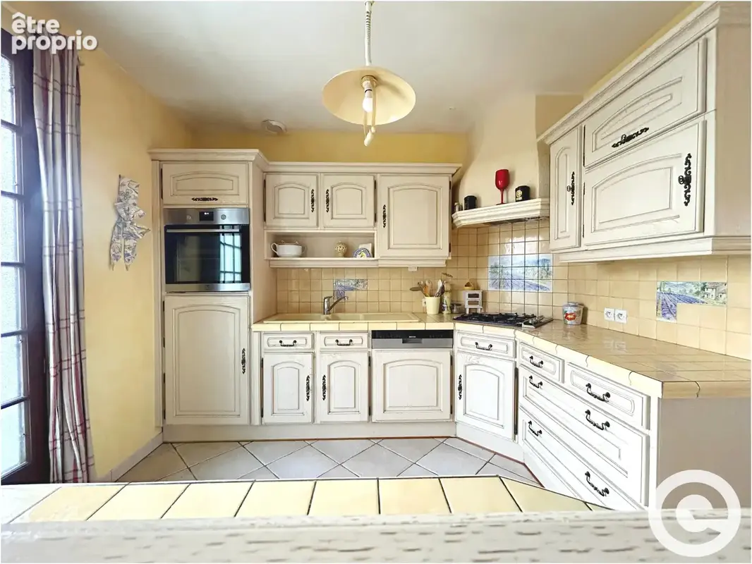 Maison familiale 5 pièces - 112.63m2   1977   Saint Martin-du-Tertre - photo 5