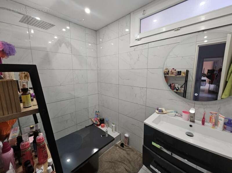 Appartement à MARSEILLE-10E