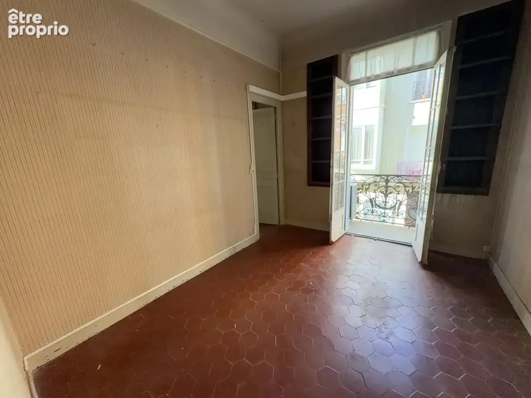 Immeuble de caractère, 3 apart, 1 local Ccial, garage 100 m2. - photo 21