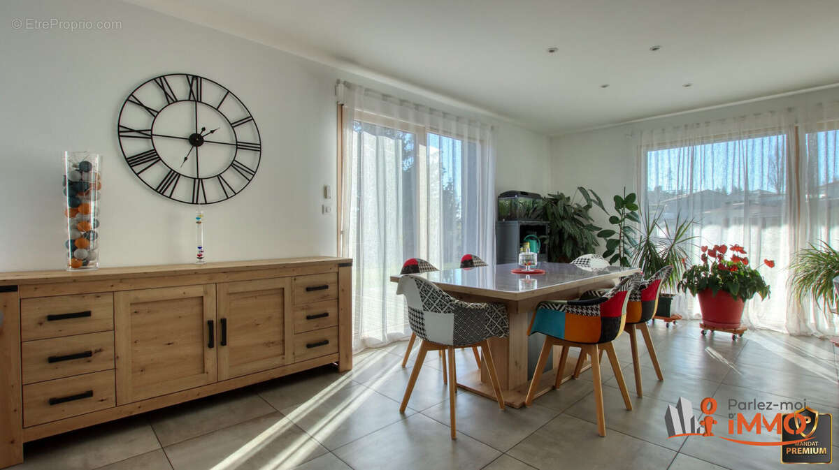 Maison à LA TOURETTE