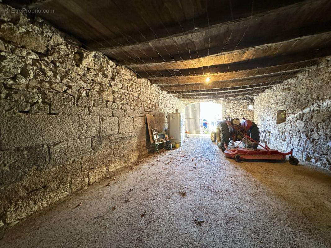 Maison à BOUZIES