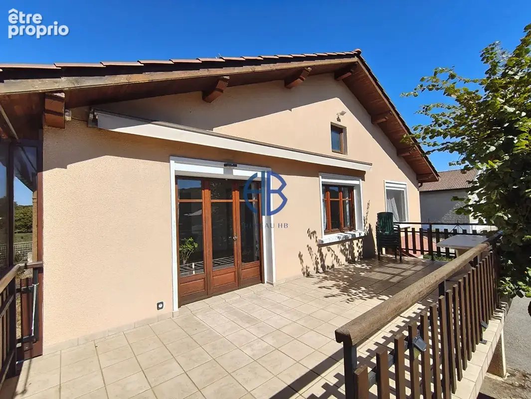 Maison Sillans 4 pièce(s) 90.98 m2 - photo 2