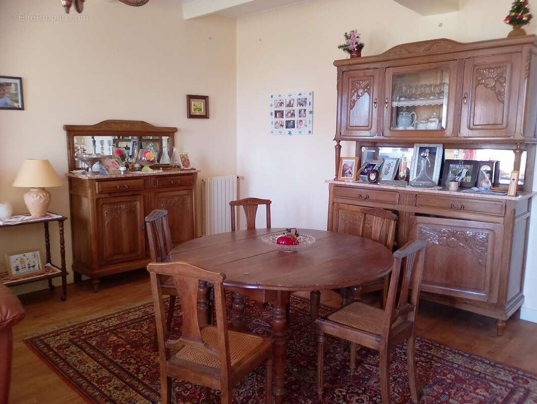 Maison à JONZAC