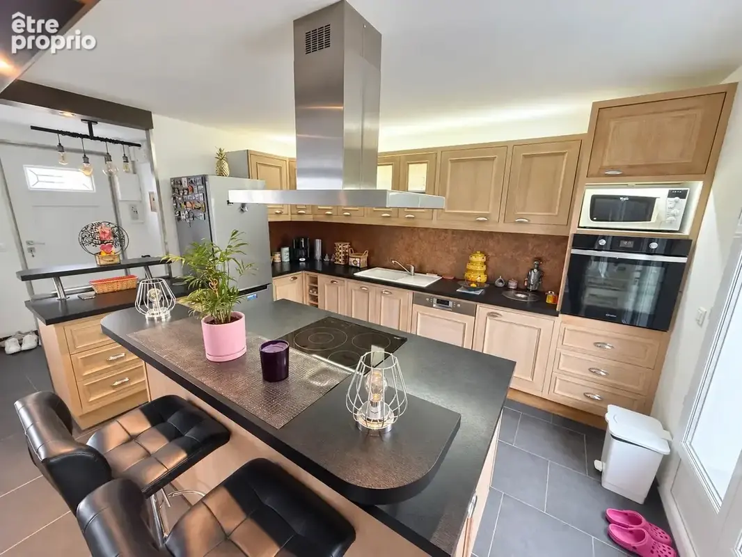 Maison familiale, 3 chambres, jardin et double garage. - photo 5