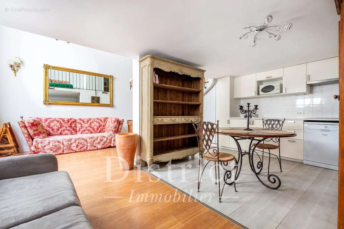Appartement à PARIS-4E