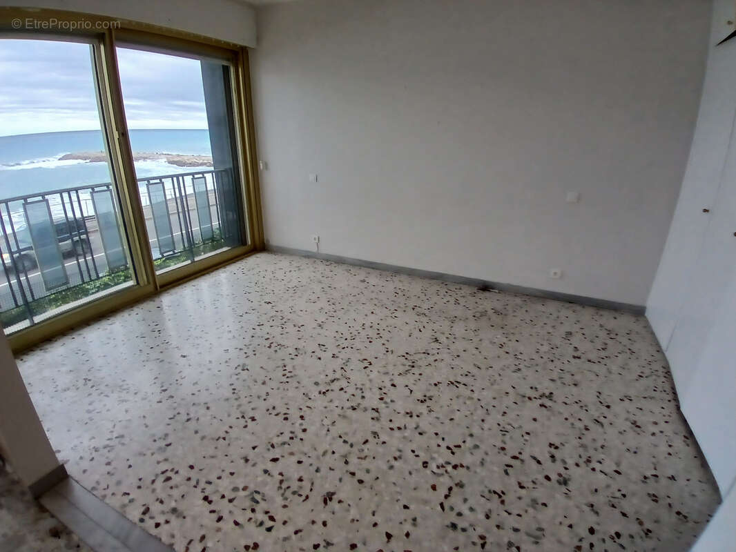 Appartement à ROQUEBRUNE-CAP-MARTIN