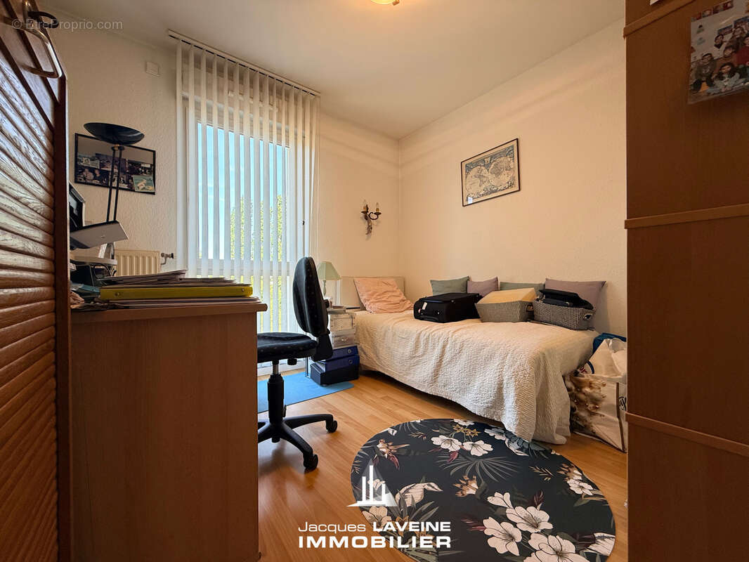 Moulins les metz appartement 5 pieces - photo 8