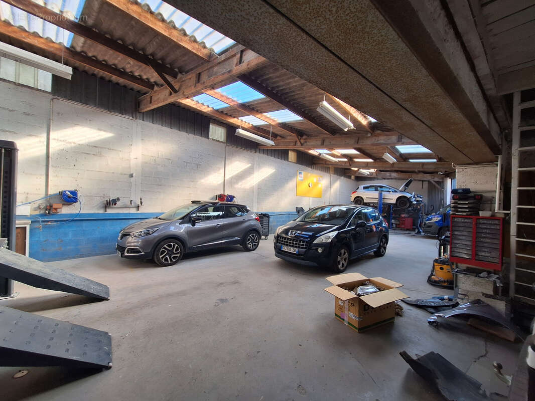 Bâtiment de 590 m2 à SEGRE - photo 5