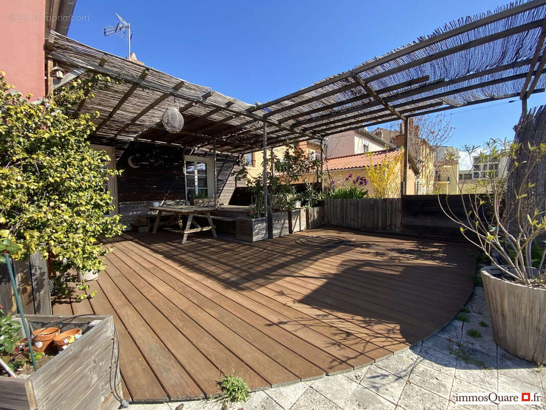 Appartement à LYON-8E