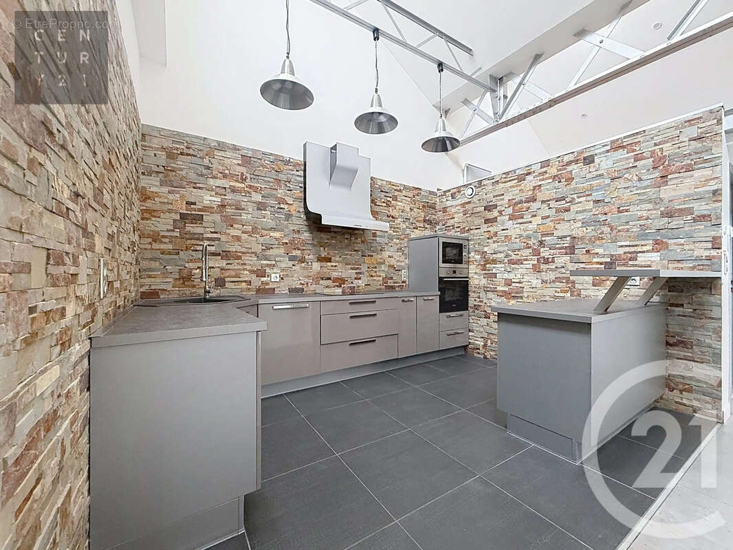 Maison 115 m² à Troyes  - photo 2