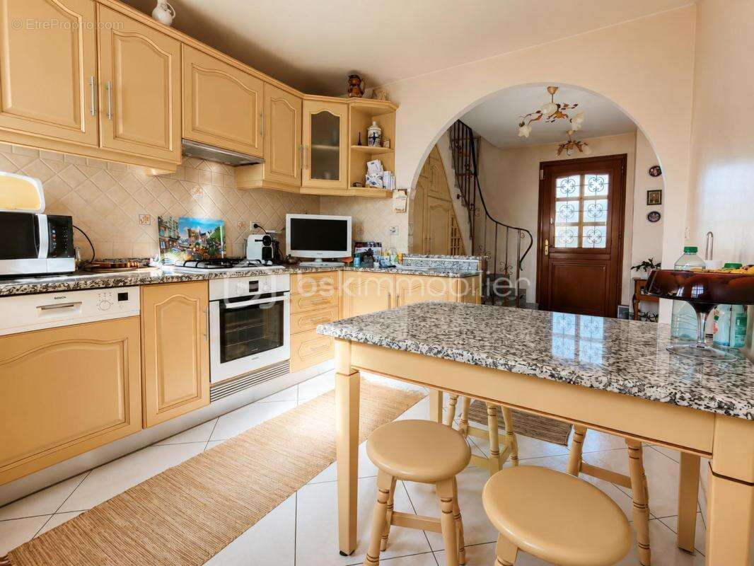 Maison familiale 4 chambres avec jardin de 72 m², 188 m² de terrain - Terrasses et garage – Livry-Gargan - photo 10