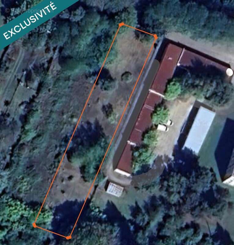 Photo 2 - Terrain à CASTILLON-LA-BATAILLE