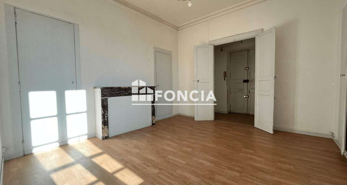 Appartement à NIMES