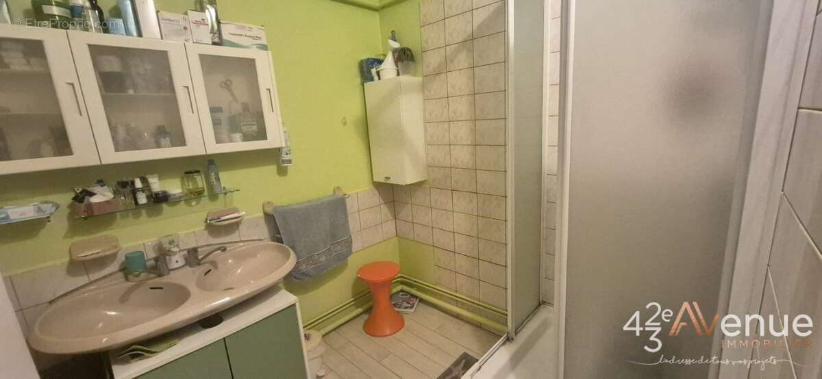 Appartement à SAINT-ETIENNE