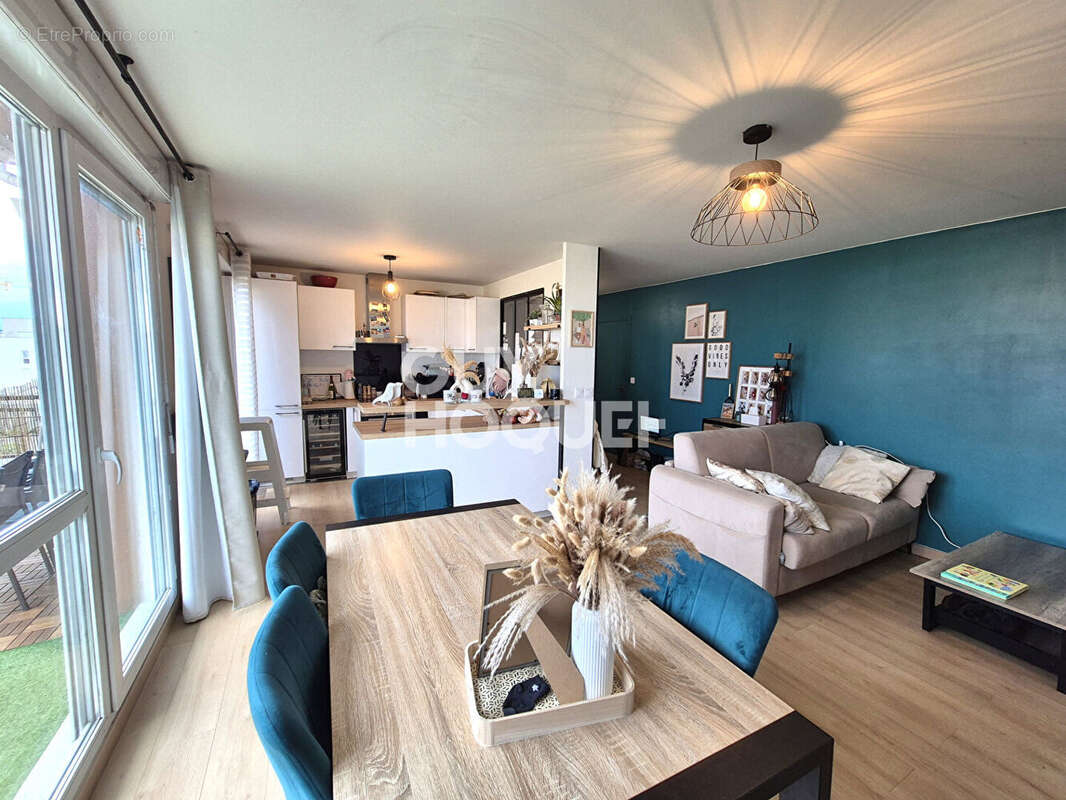 Appartement à OULLINS