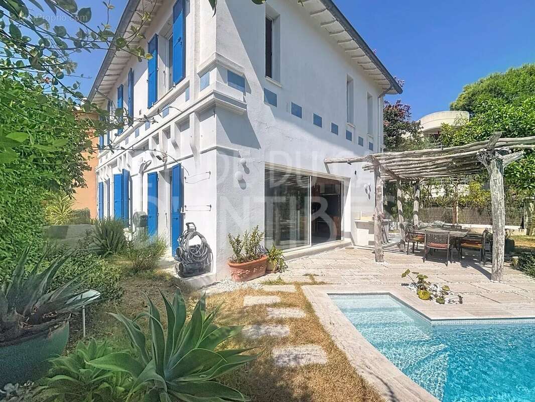 Exclusivite etude du cap d'antibes villa avec piscine. - photo 6