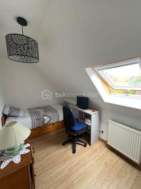 Maison familiale avec studio indépendant et double garage — Gisors - photo 13