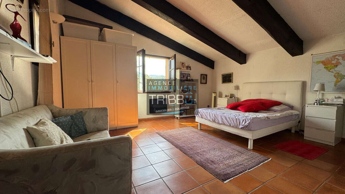 Maison à CASTELNOU