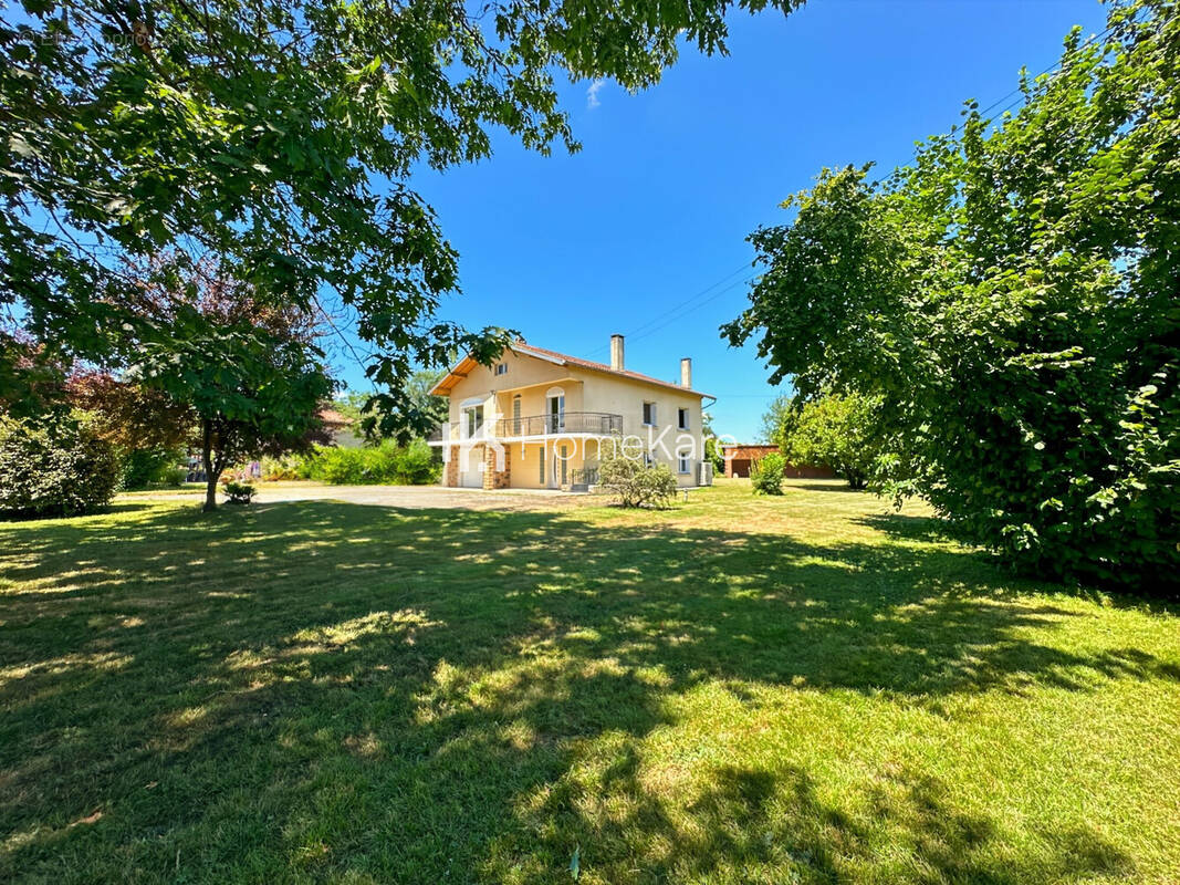Maison 120 m² à Martres-Tolosane  - photo 2