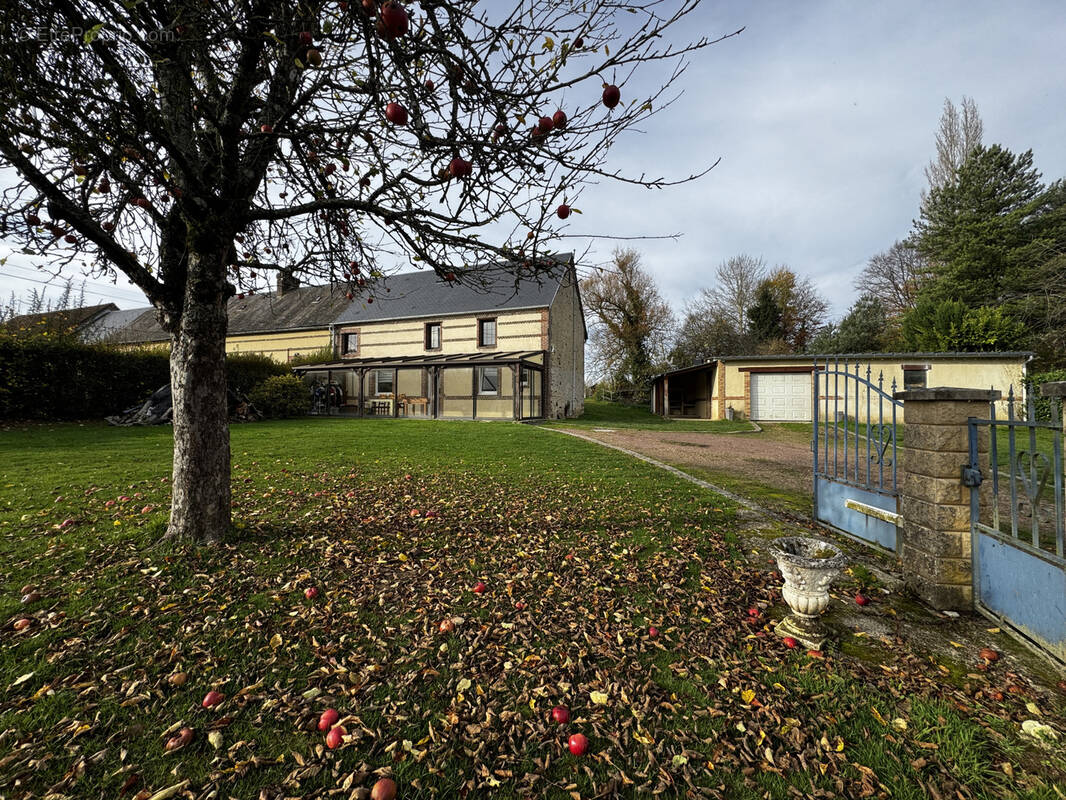 Maison à SOLIGNY-LA-TRAPPE