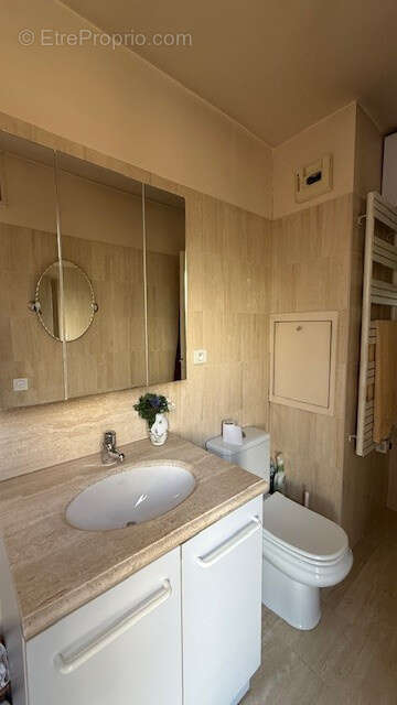 Appartement à LEVALLOIS-PERRET